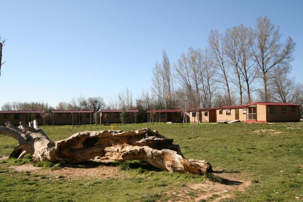 Bungalows Granja Escuela Arlanzón Buitenkant foto
